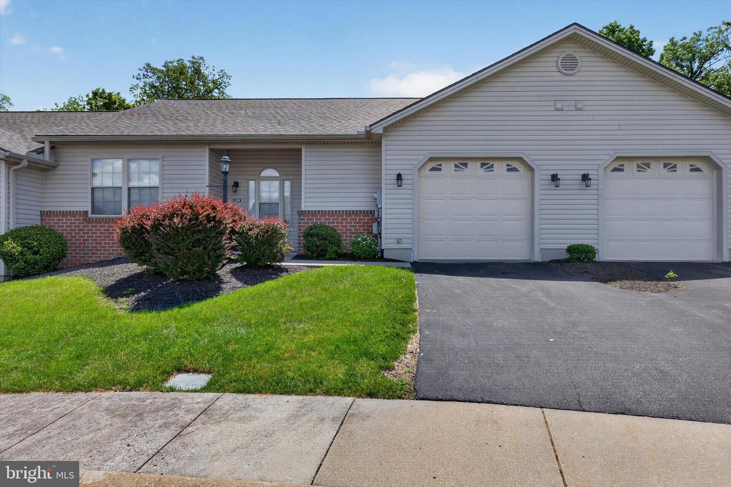 130 Leonard Ln — photo