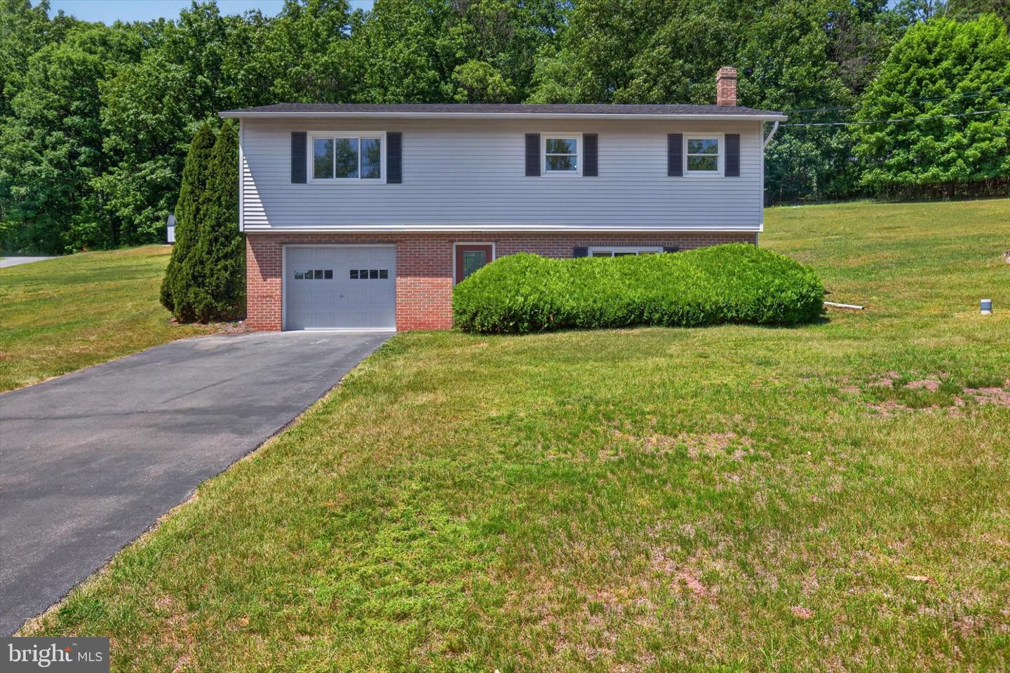 240 Harman Rd — photo