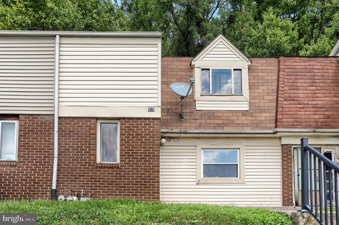 707 Saint Marys Dr — photo