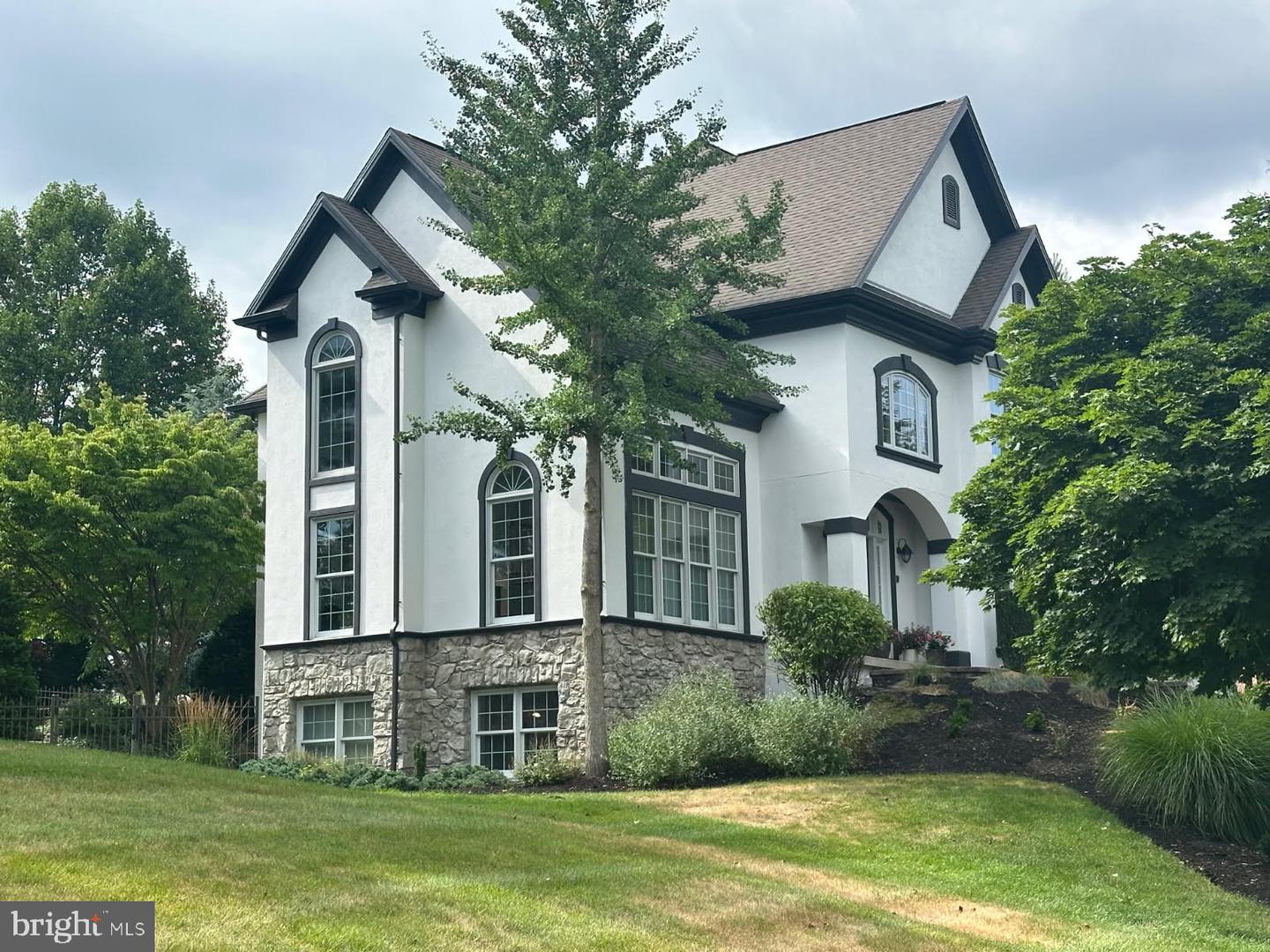 670 Pheasant Run Road — photo