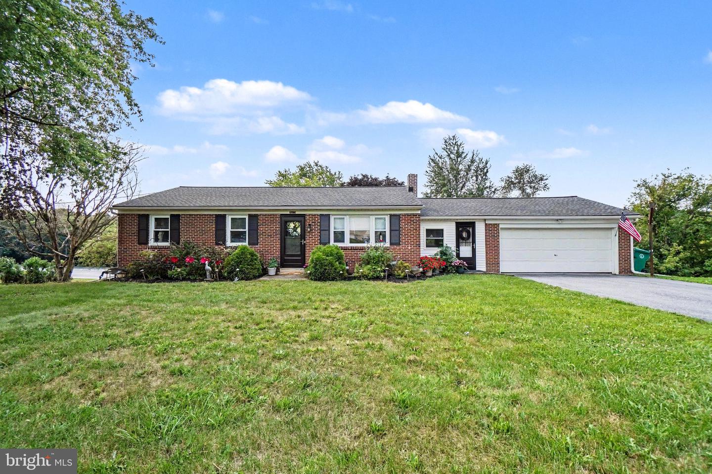 5975 Clover Rd — photo