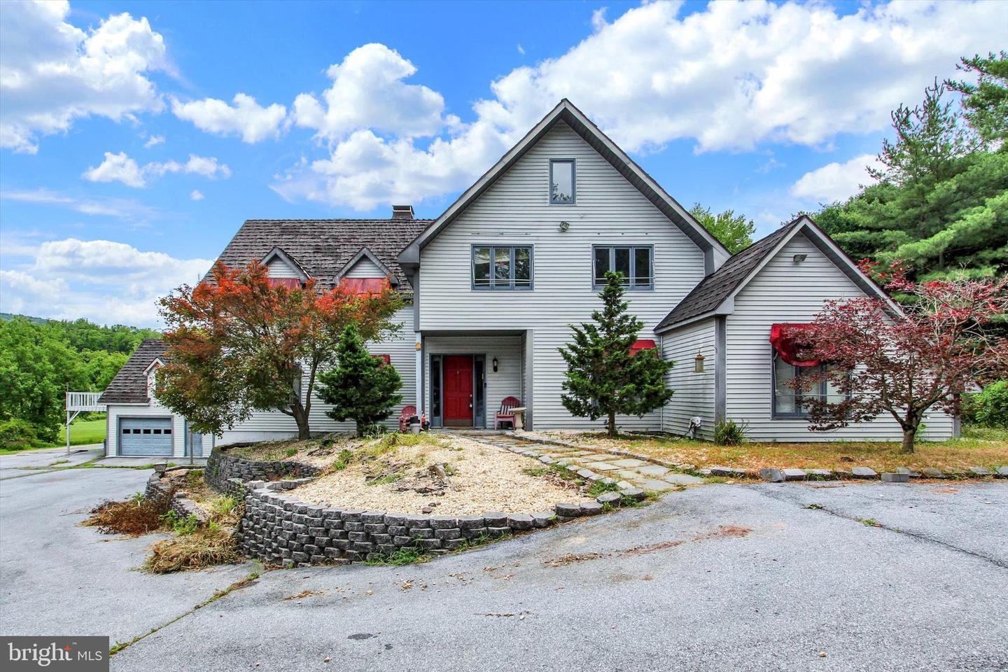 1350 Fishing Creek Valley Rd — photo