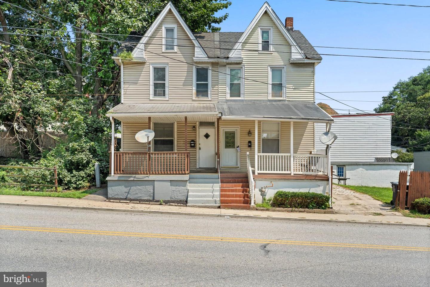 213 N Harrisburg St — photo