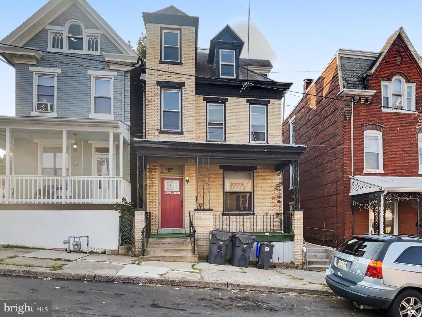 362 Locust St — photo