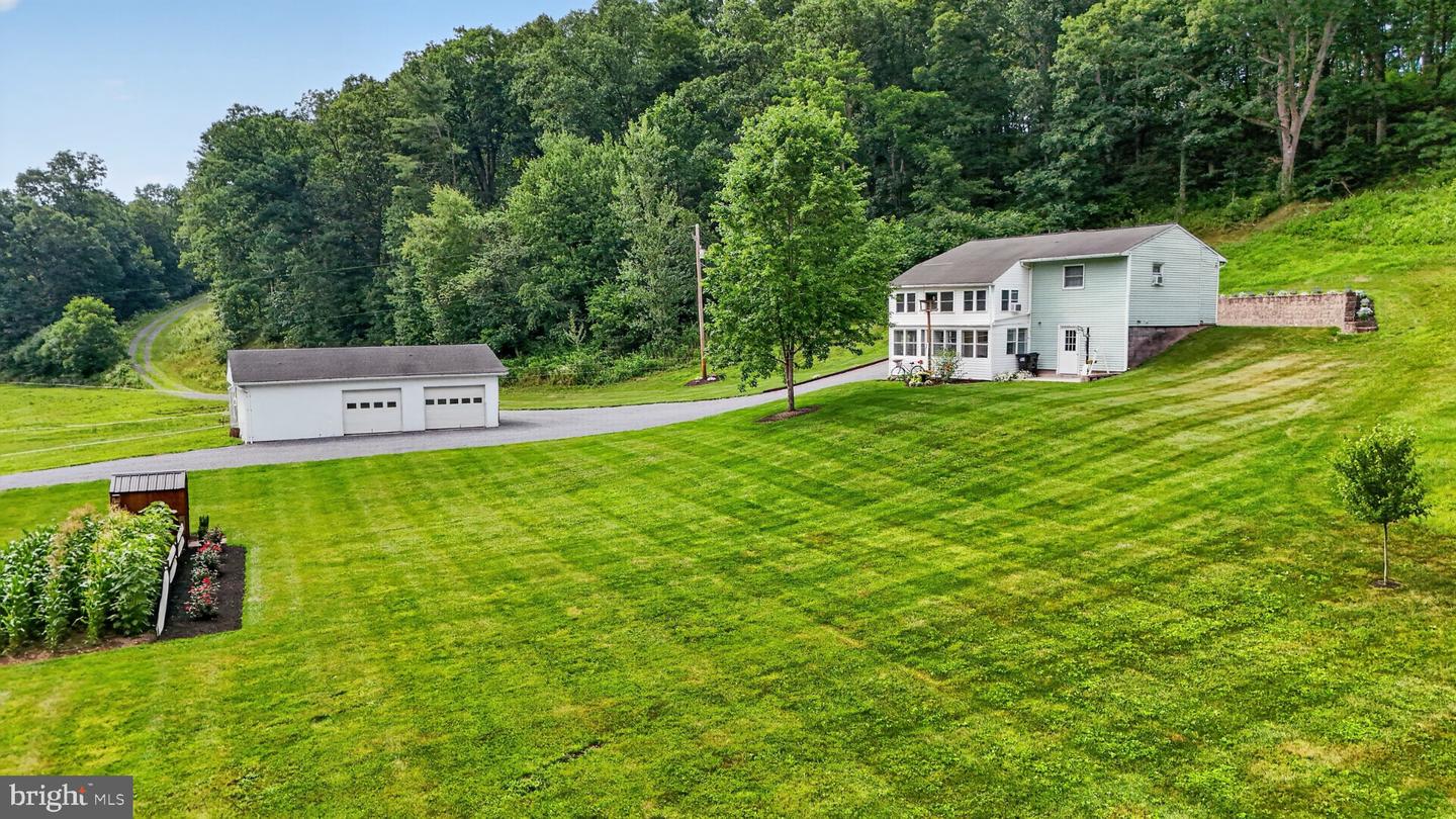 542 Honeymoon Trail Rd — photo