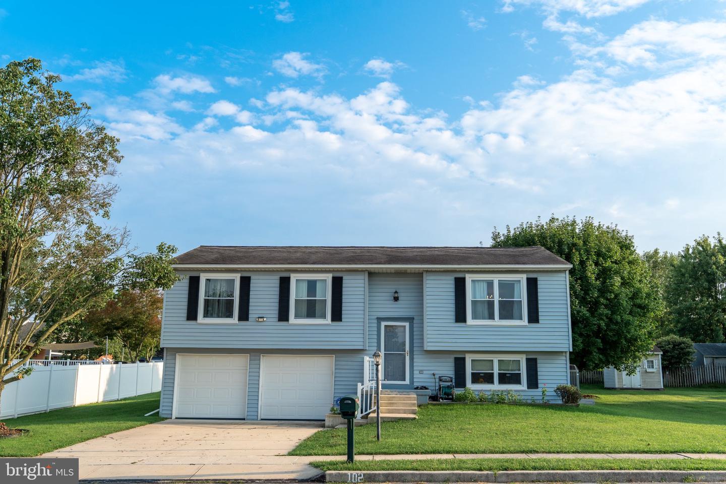 102 Fairview — photo