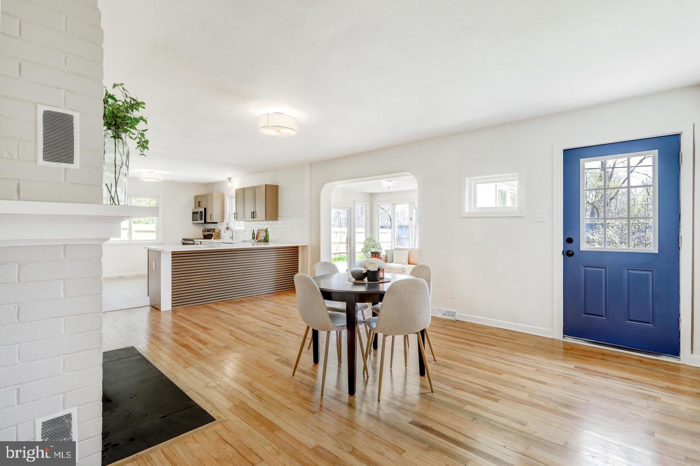 8077 Fox Mill Rd — photo