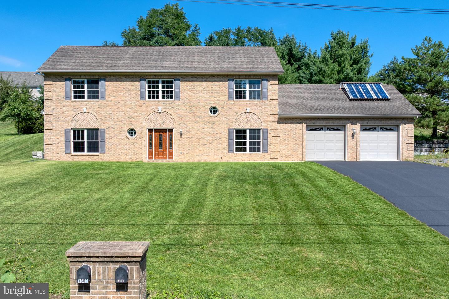 7304 Sandy Hollow Rd — photo