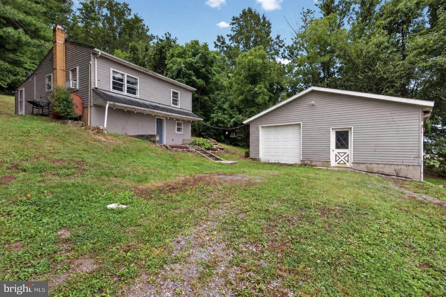 5164 State Route 147 — photo