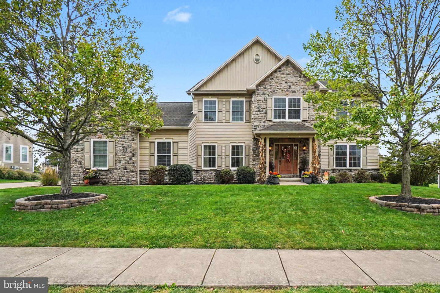 5997 Camden Dr — photo