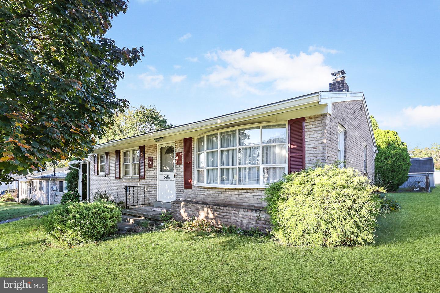1424 Karen Dr — photo