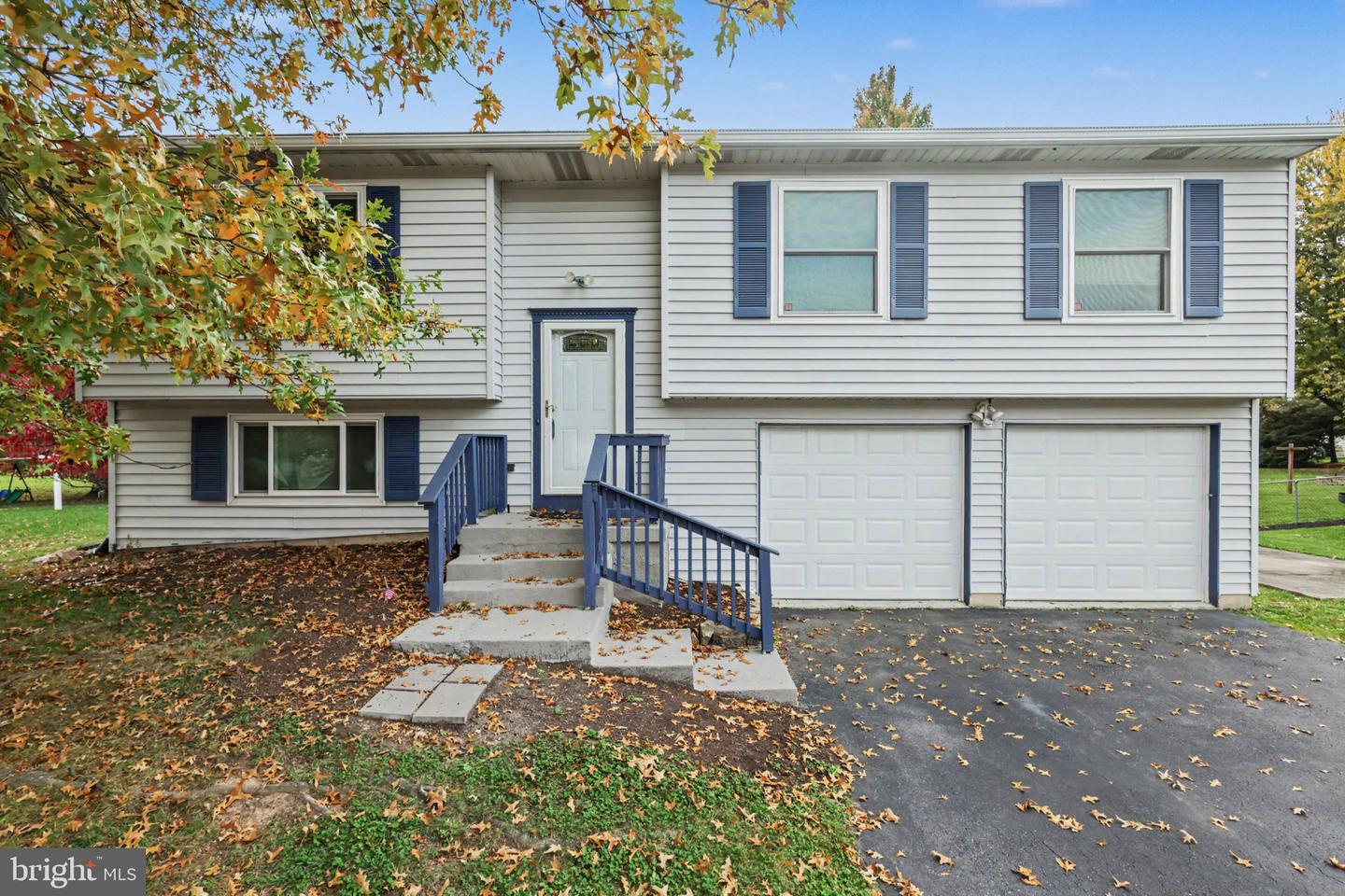 4319 New Hampshire Dr — photo