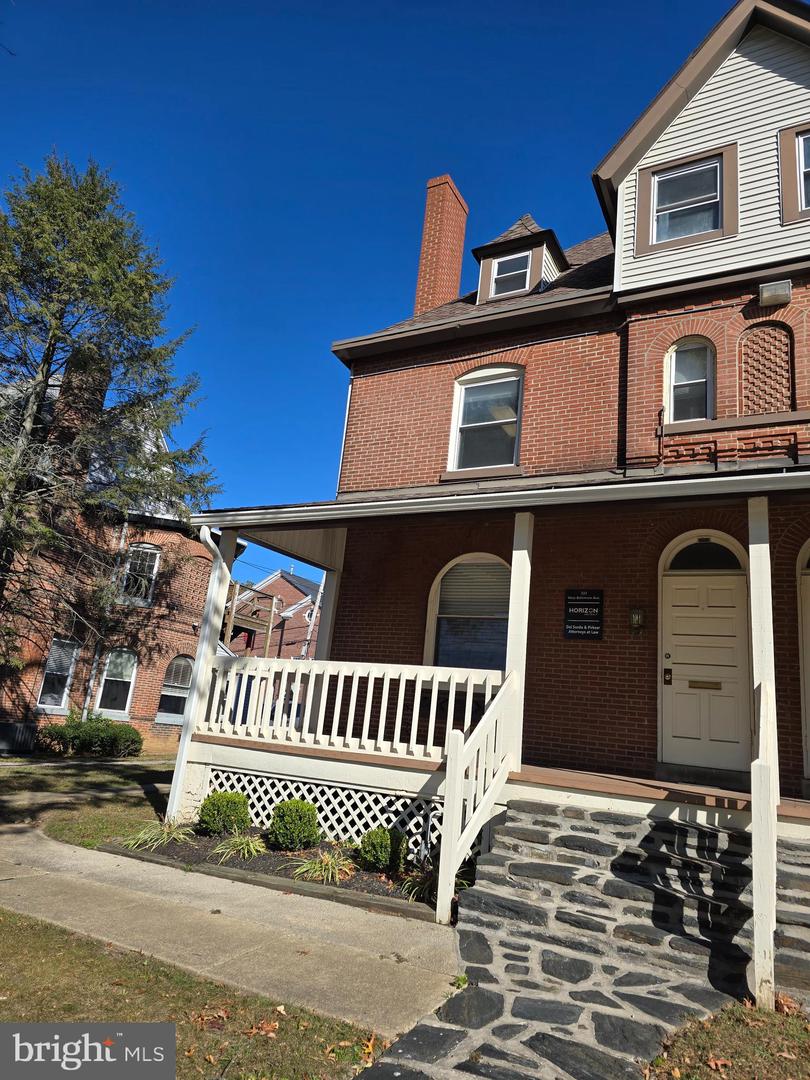 335 W Baltimore Ave — photo