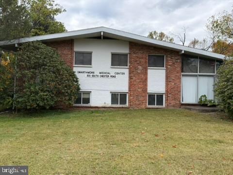 300 S Chester Rd — photo