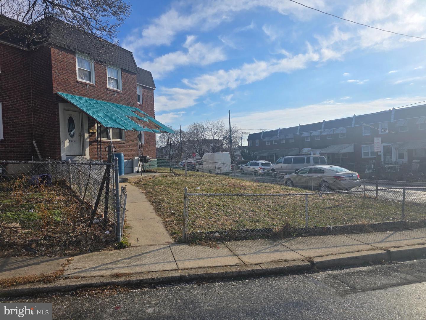 7160 Clover Ln — photo
