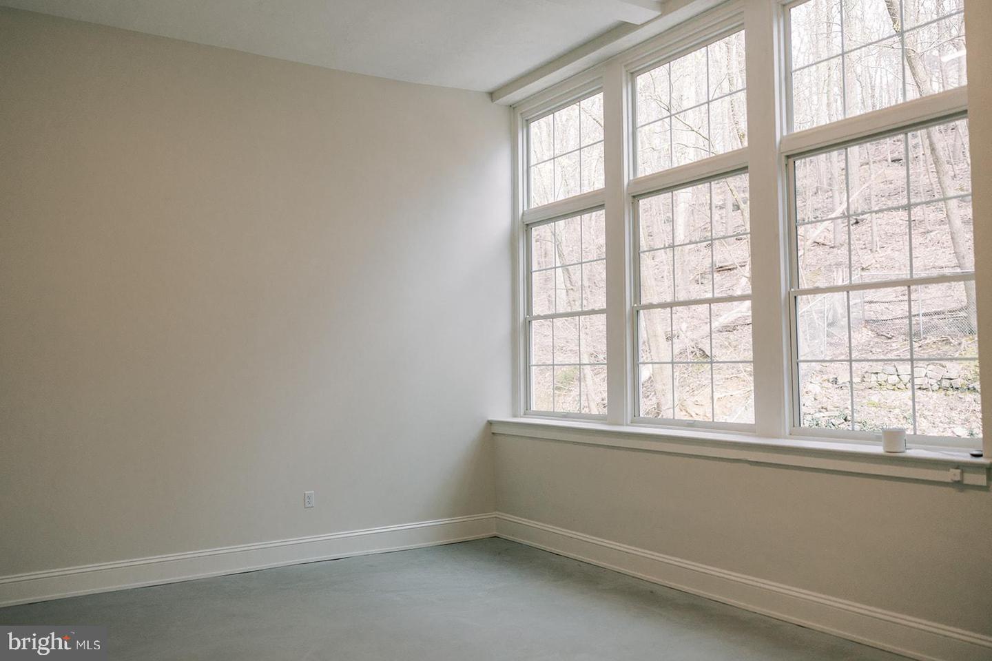 2631 Mount Rd #210 — photo