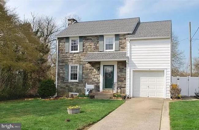 46 Wayfield Road, Springfield, PA 19064