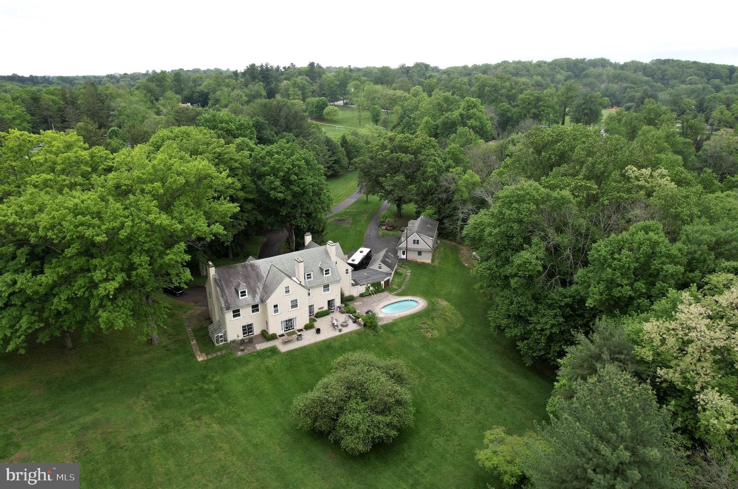 846 MAPLEWOOD ROAD, WAYNE PA 19087