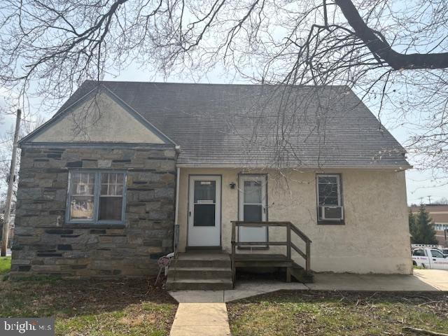 3538 Rhoads Ave — photo