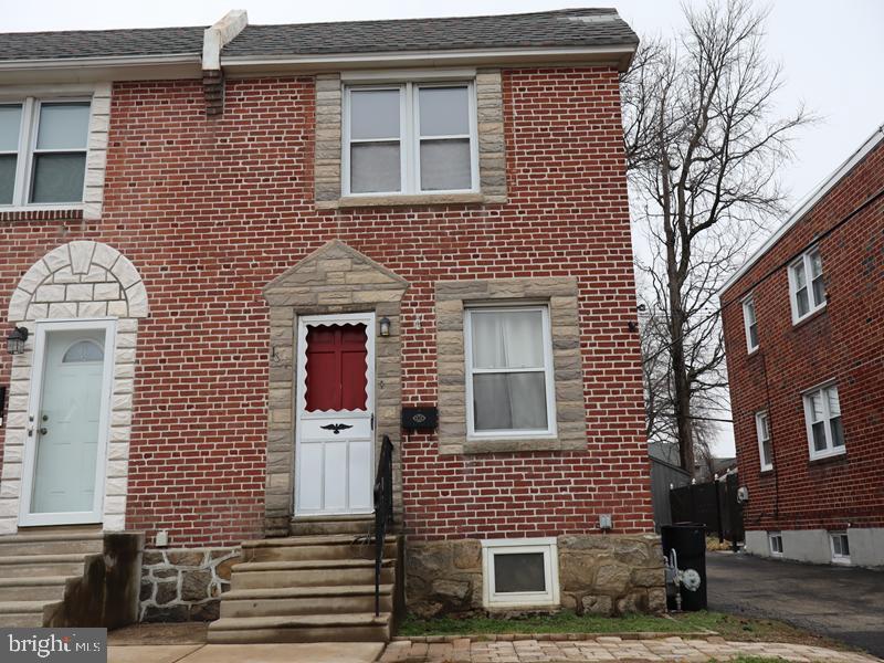 1607 Washington Ave — photo