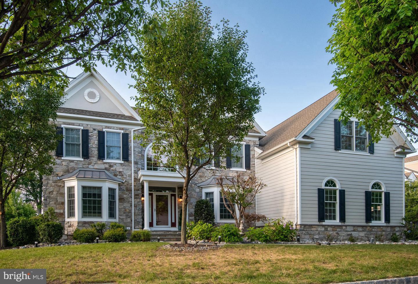 3805 Woodland Dr — photo