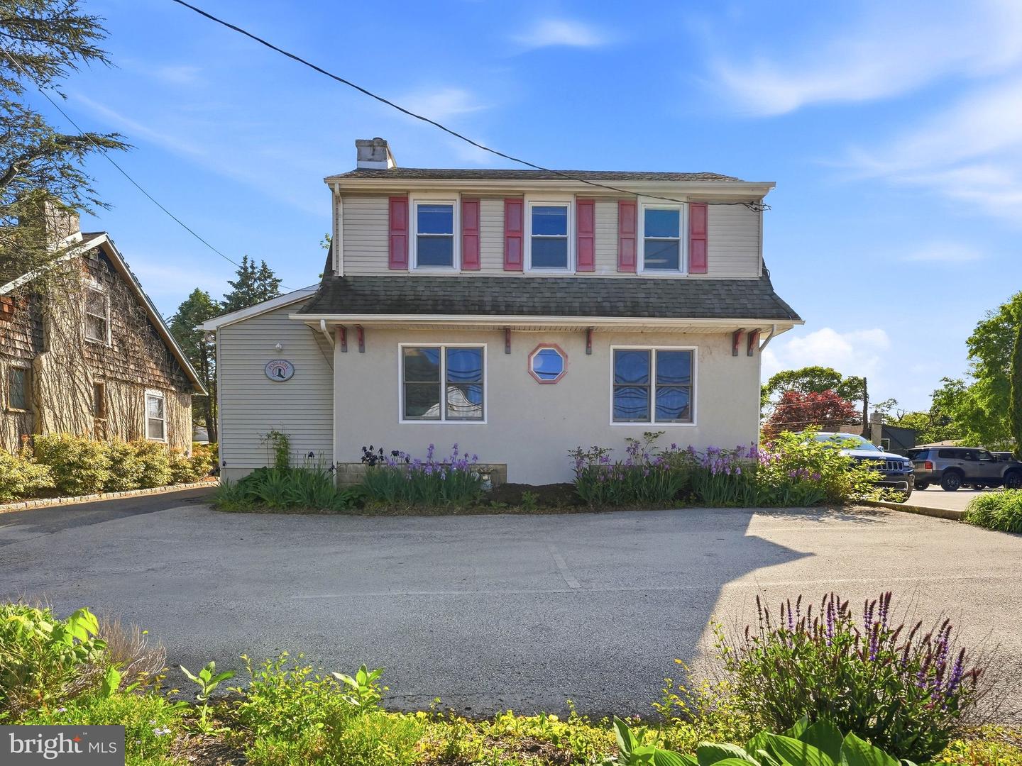 1008 N Providence Rd — photo