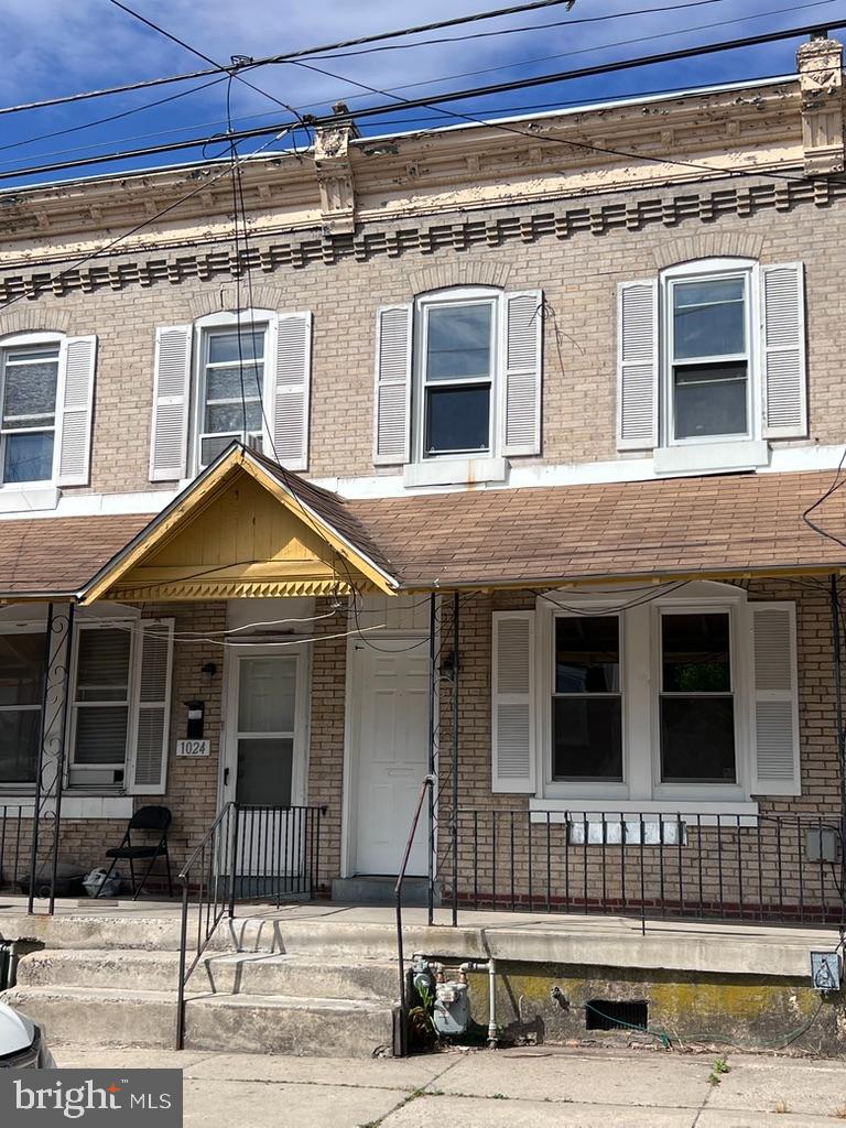 1026 Potter St — photo