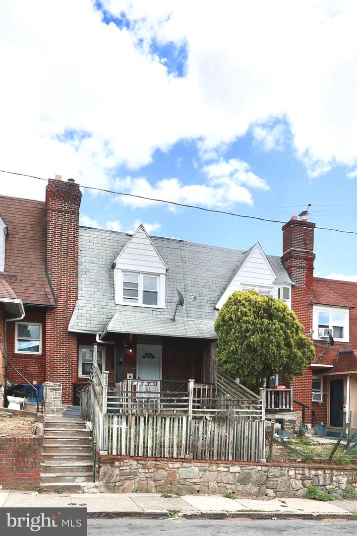 237 MAYPOLE ROAD, UPPER DARBY PA 19082 — photo 2