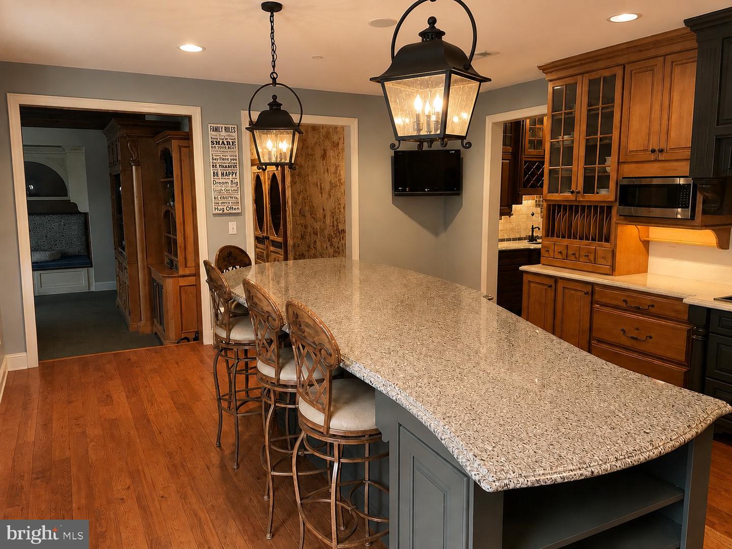 1024 Brick House Farm Ln — photo
