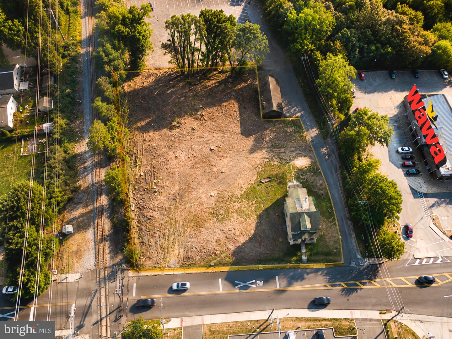 608 & 610 N Swarthmore Ave — photo