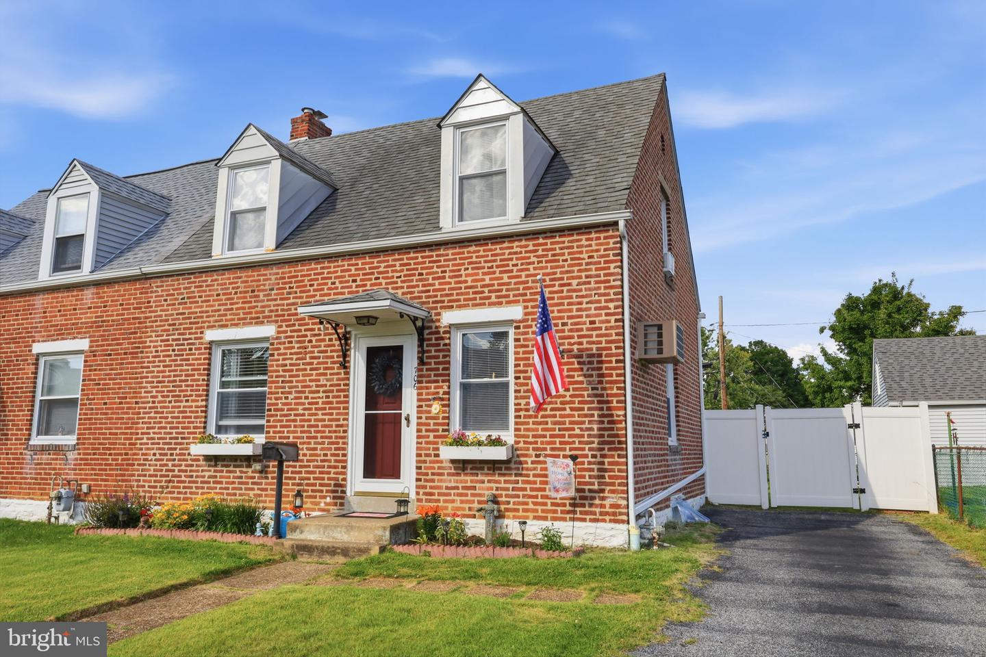 706 COLWELL ROAD, SWARTHMORE PA 19081