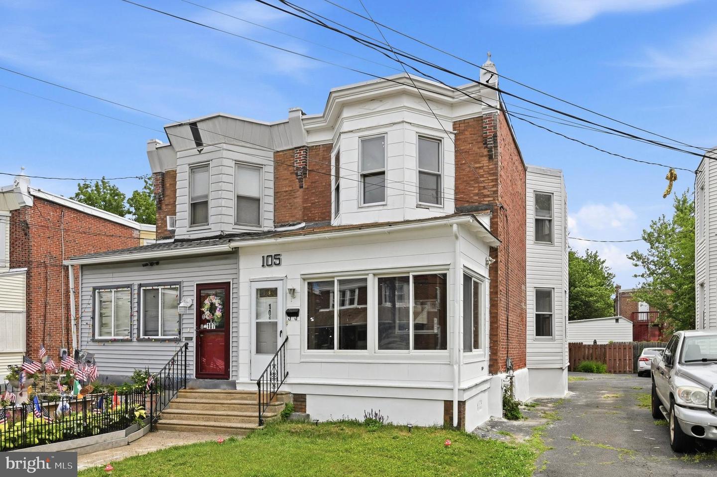 105 Jackson Ave — photo