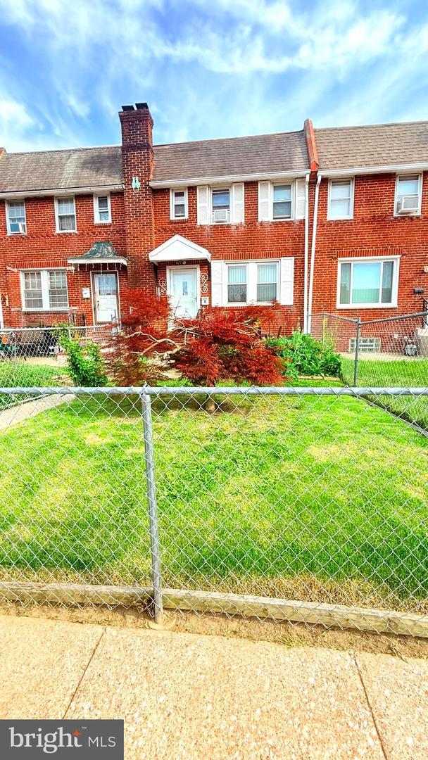 238 Wynnewood Ave — photo