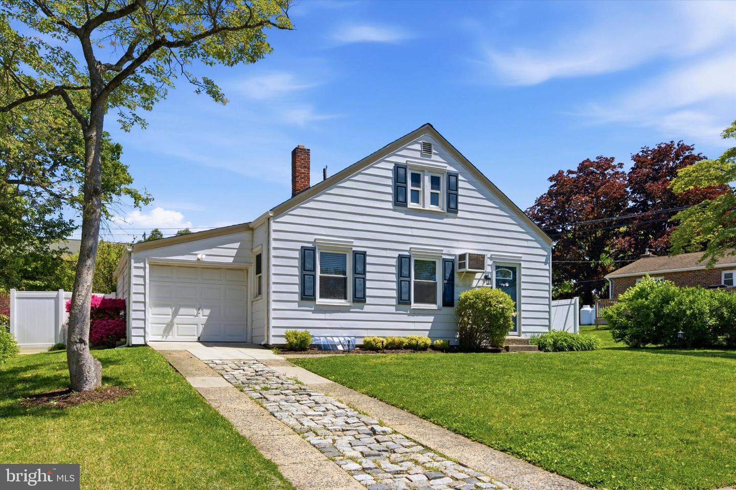 702 HOOD ROAD, SWARTHMORE PA 19081 — photo 2