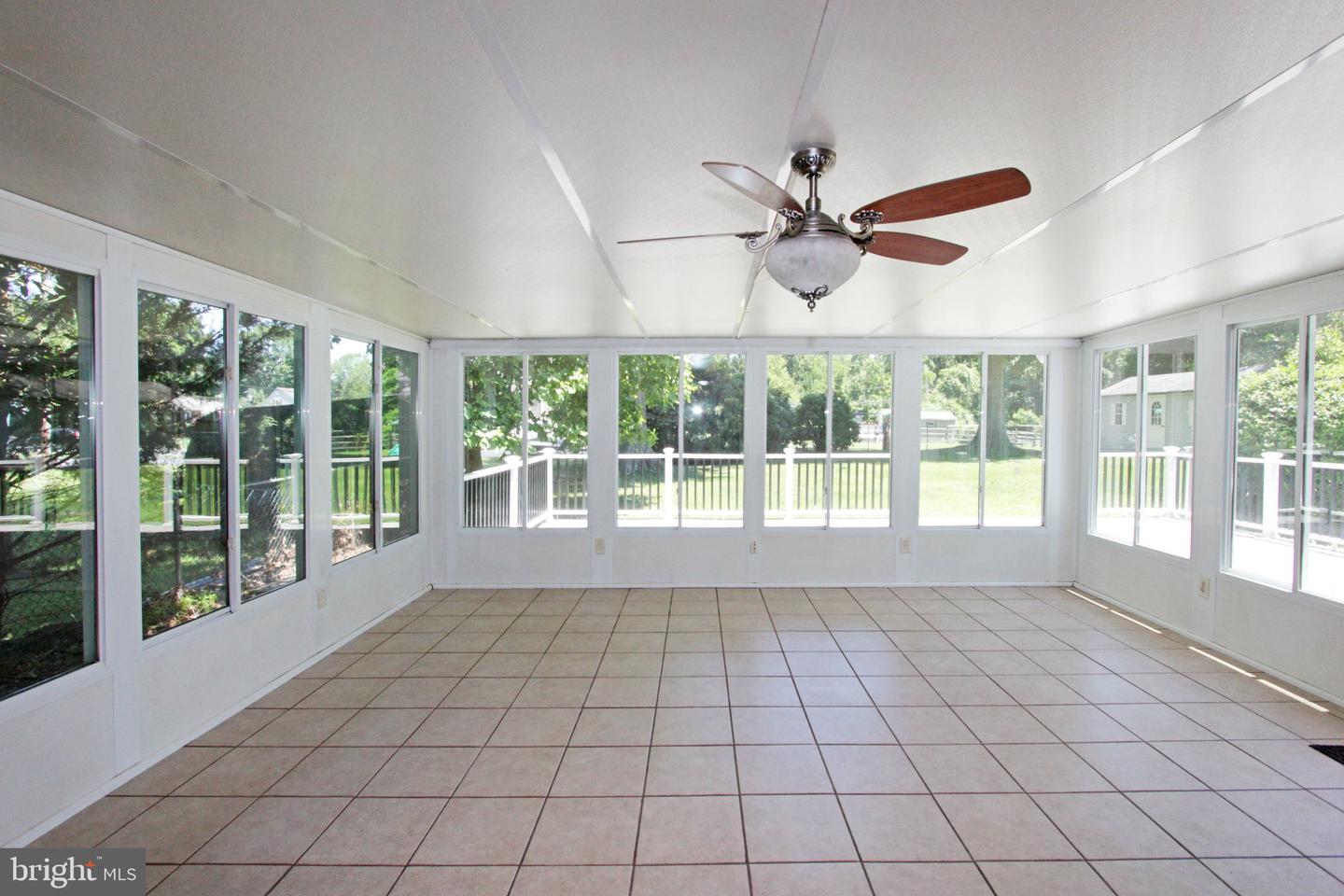 929 Cherry Tree Rd — photo