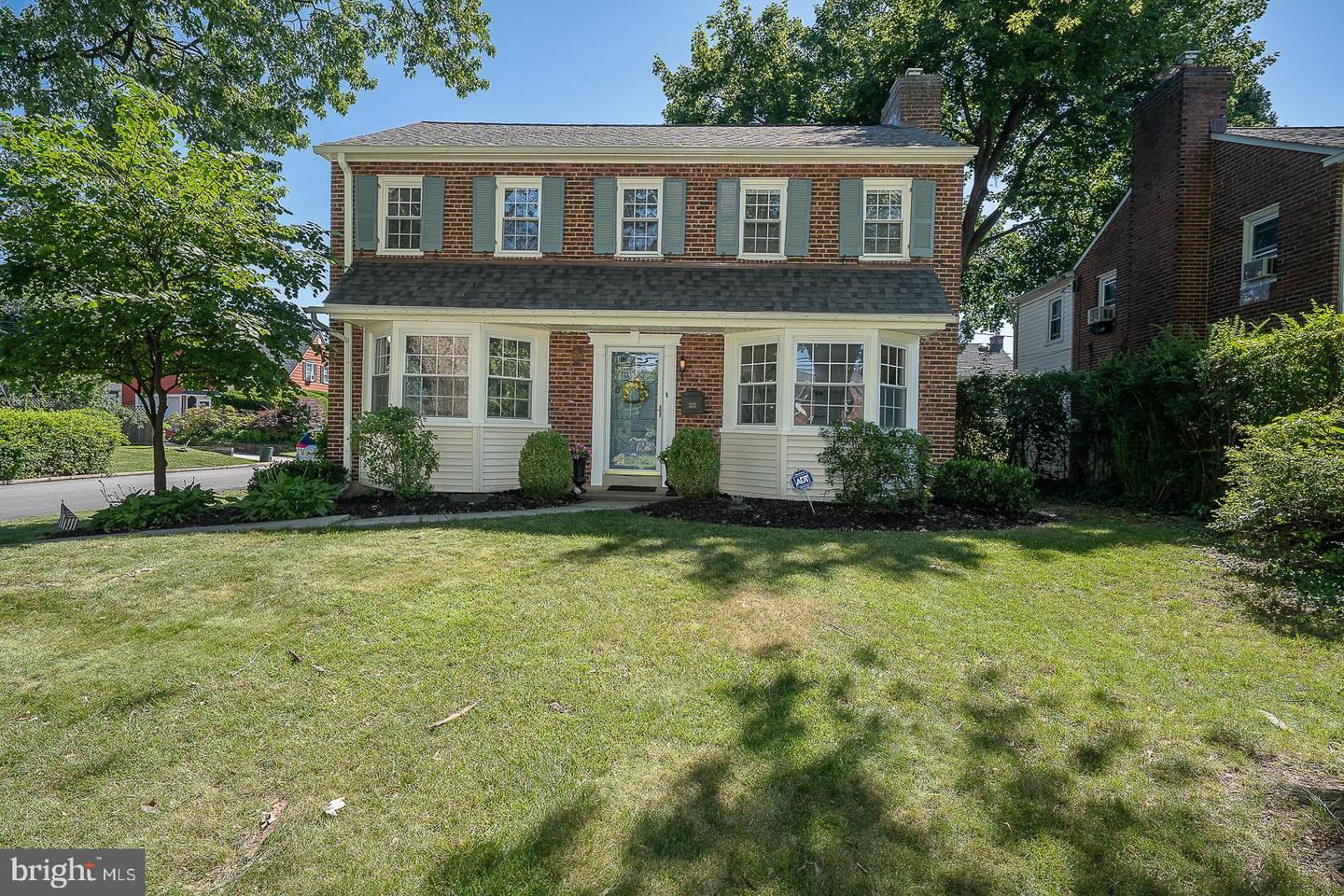 321 Earlington Road, Havertown, PA 19083