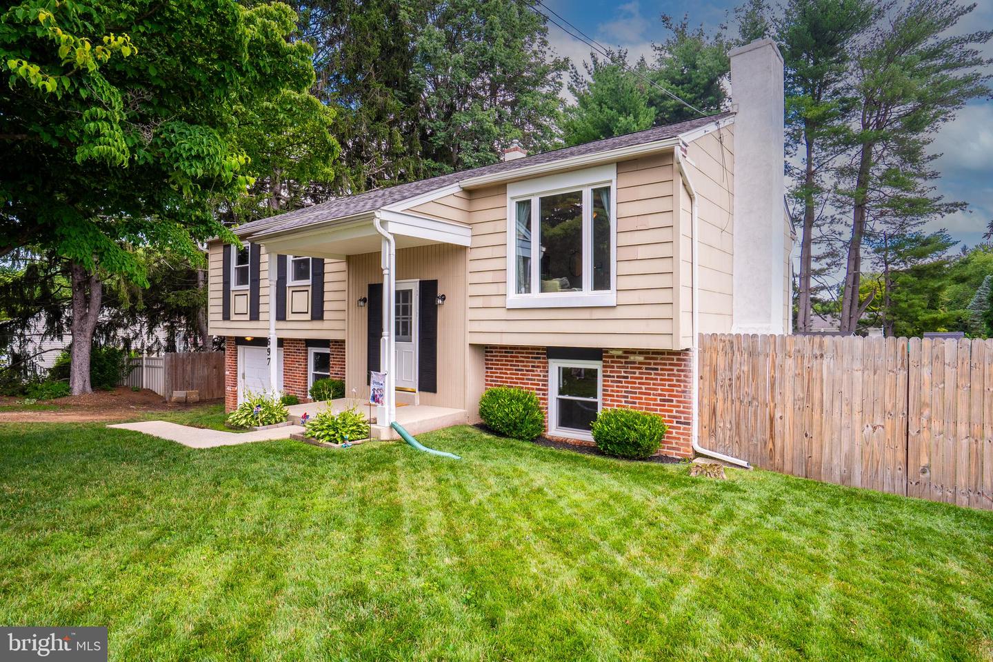 697 Cherry Tree Road, Upper Chichester, PA 19014 — photo 2