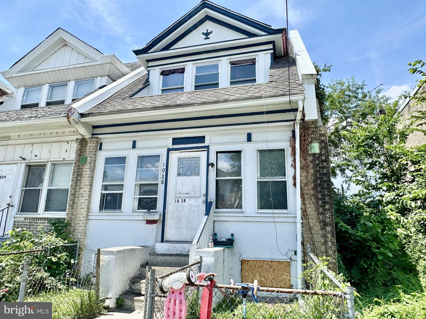 1028 McDowell Ave — photo
