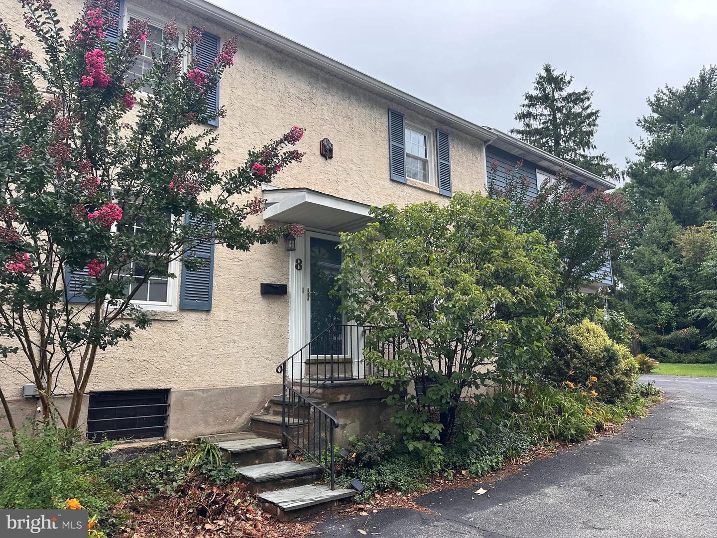 8 Arthur Rd — photo