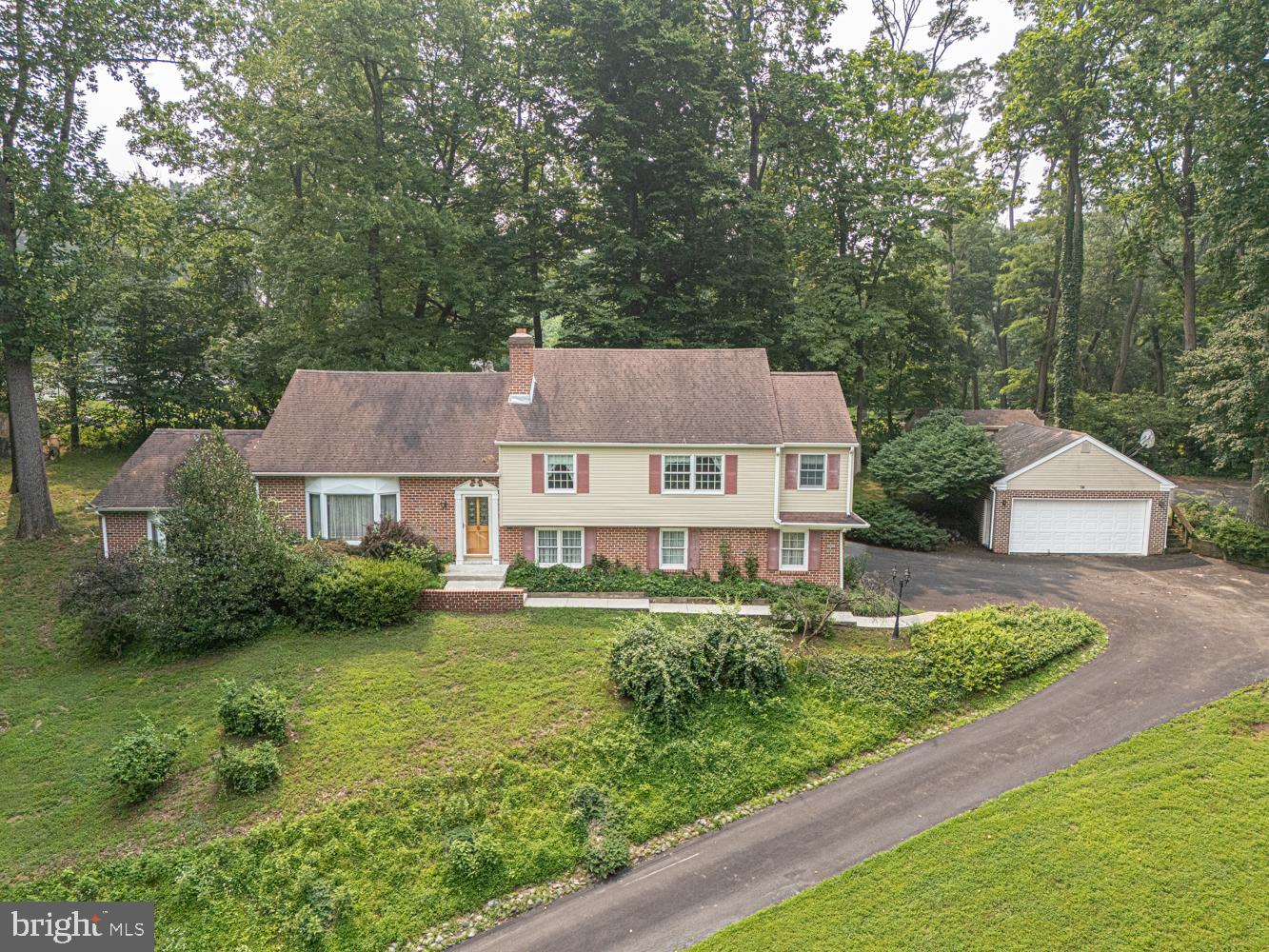 505 Cricket Ln — photo