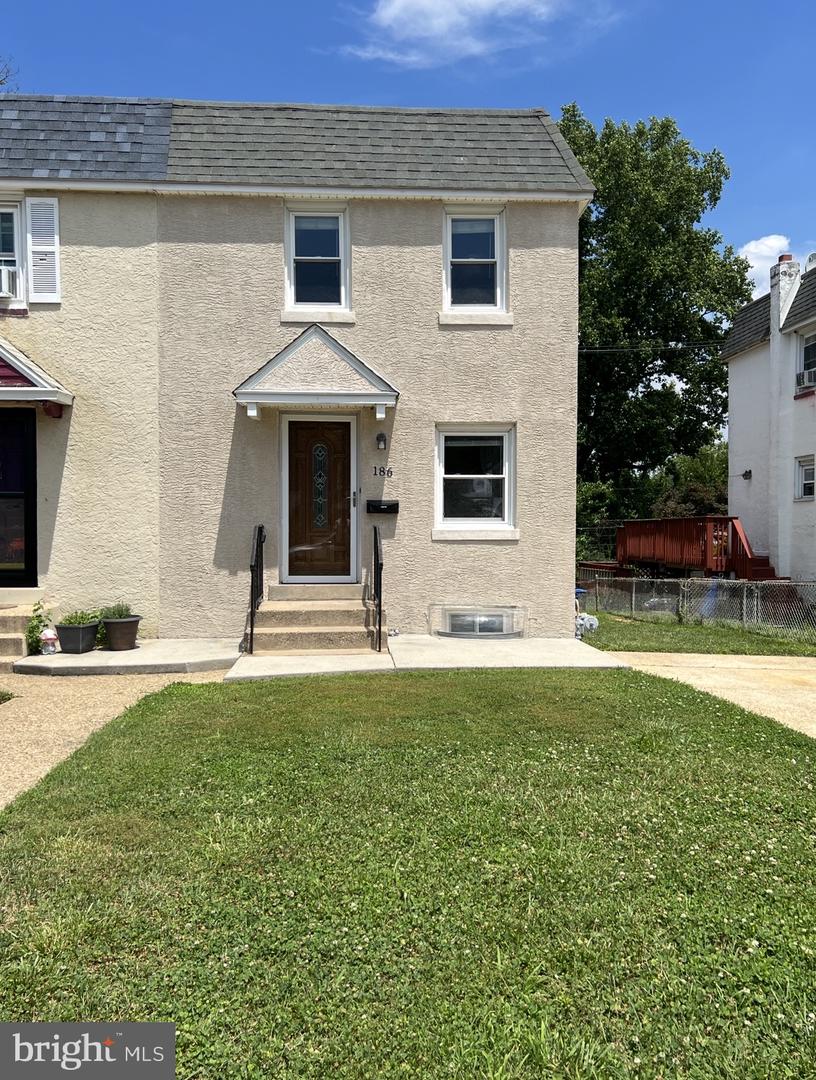 186 Crum Creek Dr — photo