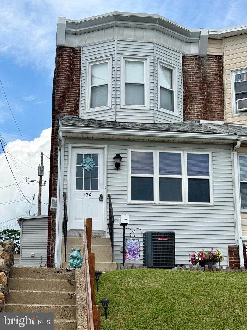 172 W Ridge — photo