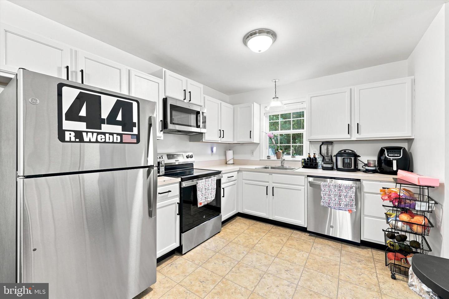 30 Duttonview Road, Aston, PA 19014 — photo 2