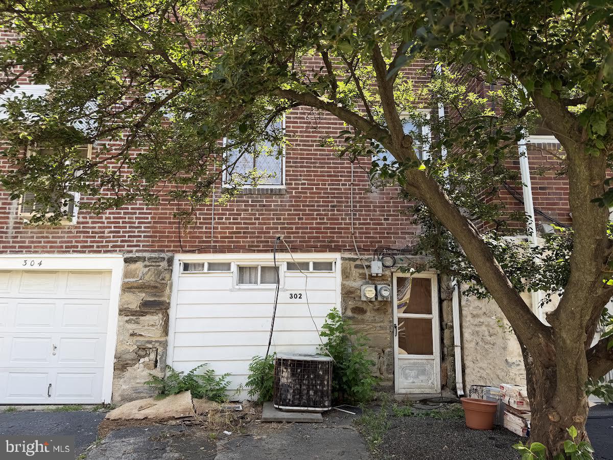 302 Springton Road, Upper Darby, PA 19082 — photo 2