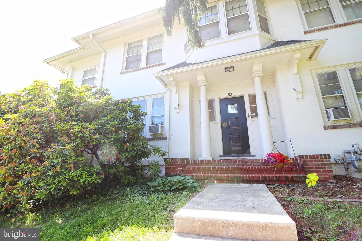200 W Springfield Road, Springfield, PA 19064