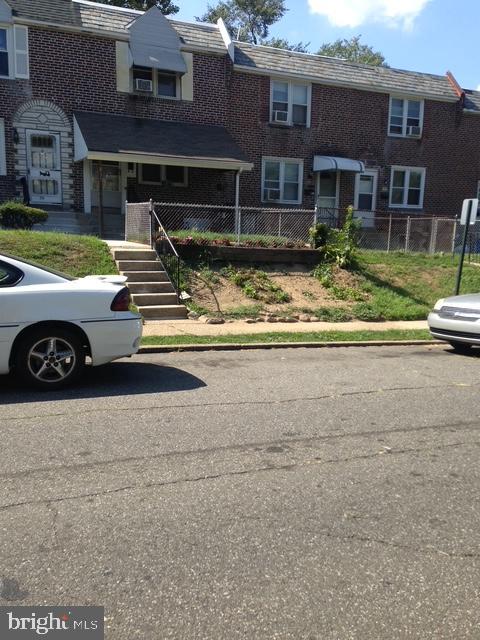 232 W 21st St — photo