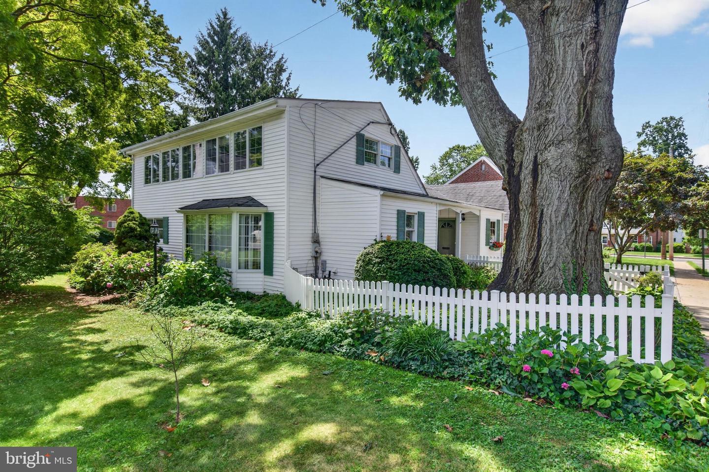 107 Summit Rd — photo