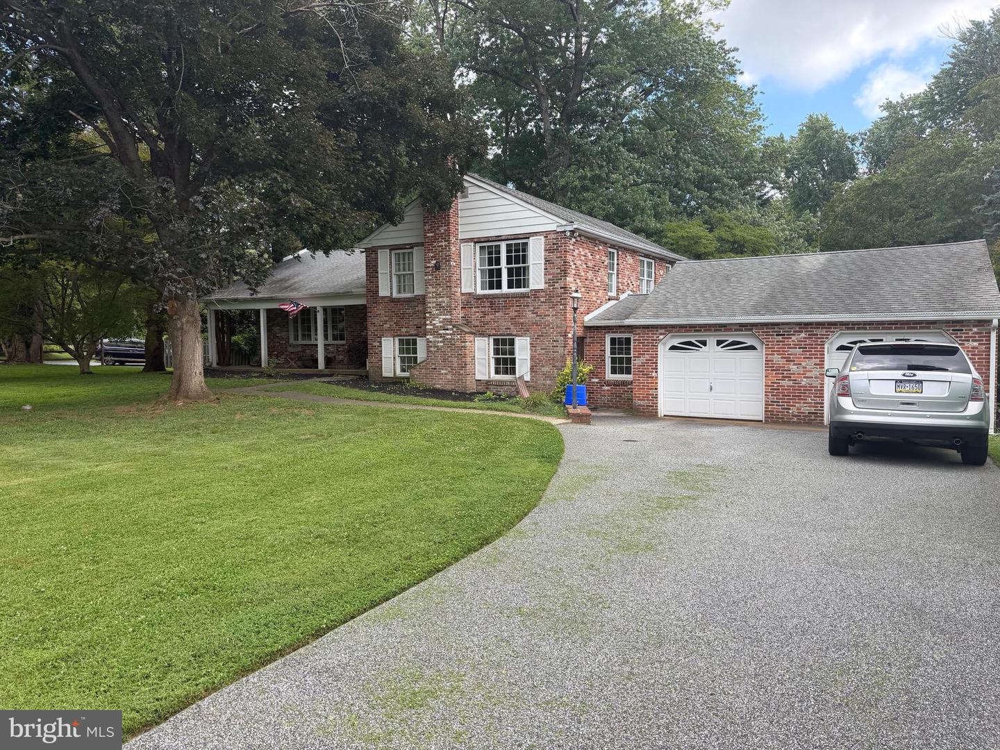 247 Yarmouth Ln — photo