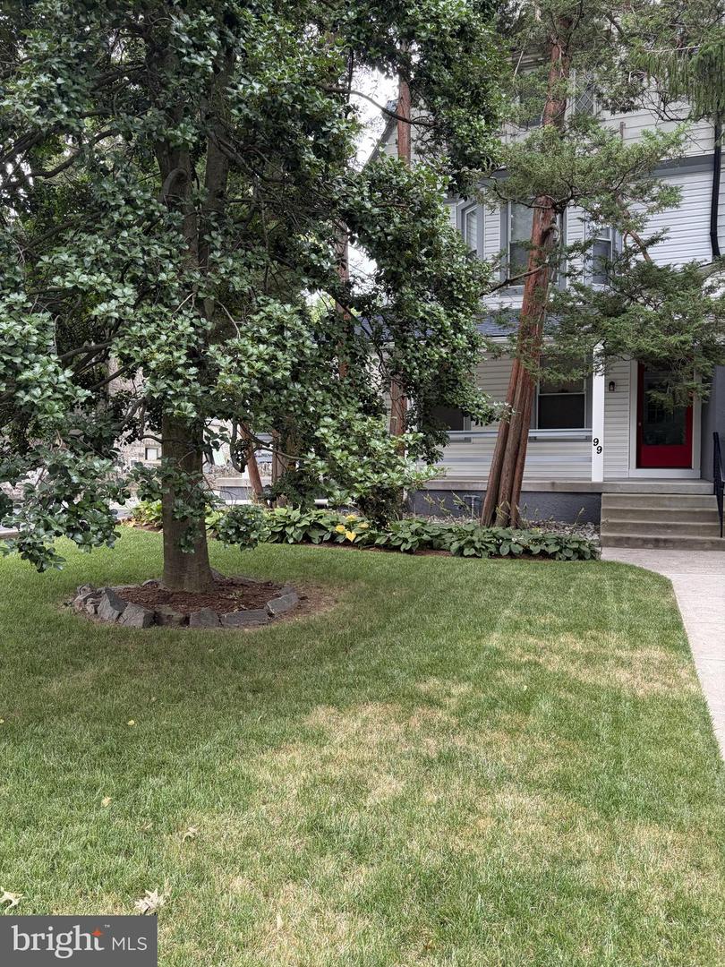 99 S Lansdowne Ave #D — photo
