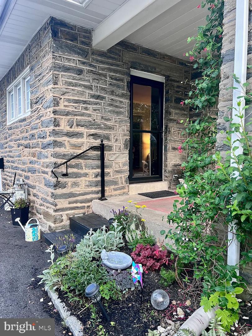 419 Strathmore Road, Havertown, PA 19083 — photo 3